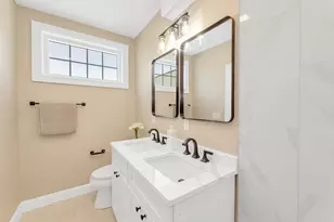 112 Armandine St, Boston, MA 02124 - Photo 16