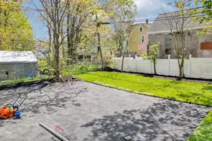 112 Armandine St, Boston, MA 02124 - Photo 28