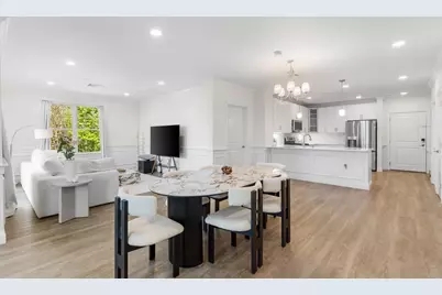 320 Middlesex Ave #E307, Medford, MA 02155 - Photo 4