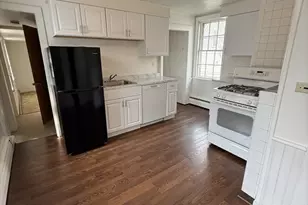 32 Mount Pleasant St, Rockport, MA 01966 - Photo 6