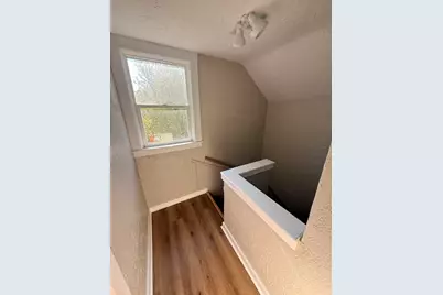 207 Belleville Ave, New Bedford, MA 02746 - Photo 18