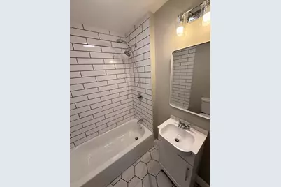 207 Belleville Ave, New Bedford, MA 02746 - Photo 14