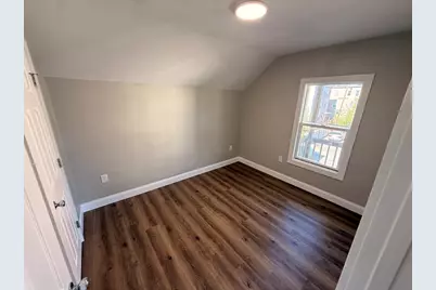 207 Belleville Ave, New Bedford, MA 02746 - Photo 28