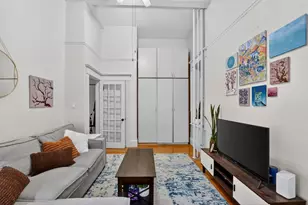 8 Garrison St, Boston, MA 02116 - Photo 4