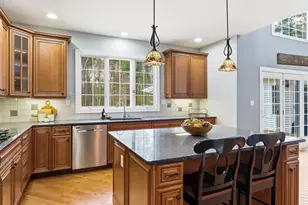25 Valley View Dr, Grafton, MA 01536 - Photo 16