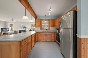 115 Prescott St, Reading, MA 01867 - Photo 8