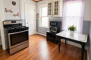 12 5th Ave, Haverhill, MA 01830 - Photo 2