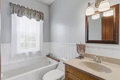4263 Acushnet Ave, New Bedford, MA 02745 - Photo 10