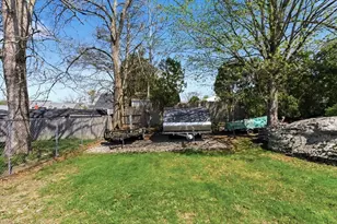 4263 Acushnet Ave, New Bedford, MA 02745 - Photo 28