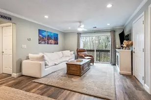 330 Sunderland Rd, Worcester, MA 01118 - Photo 6