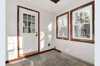 285 W Meadow Rd, Lowell, MA 01854 - Photo 28