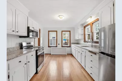 285 W Meadow Rd, Lowell, MA 01854 - Photo 4
