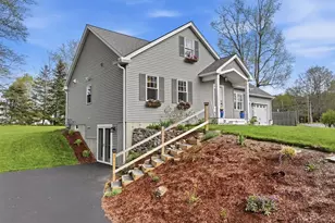 24 Maple St, West Brookfield, MA 01585 - Photo 28