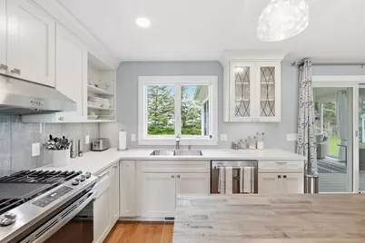 24 Maple Street, West Brookfield, MA 01585 - Photo 6