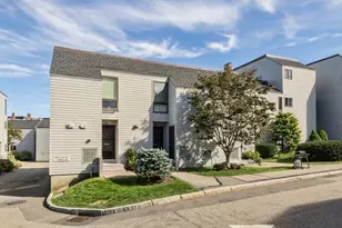31 Constitution Way, Marblehead, MA 01945 - Photo 2
