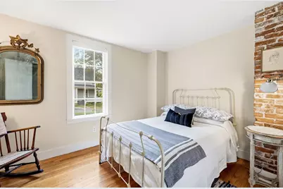 106 Chestnut St, Northampton, MA 01062 - Photo 22