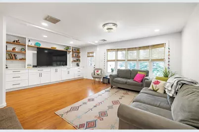 34 Angela Lane #34, Watertown, MA 02472 - Photo 2