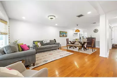34 Angela Lane #34, Watertown, MA 02472 - Photo 4