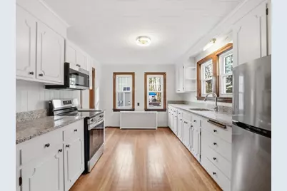 285 W Meadow Rd, Lowell, MA 01854 - Photo 4
