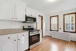 285 W Meadow Rd, Lowell, MA 01854 - Photo 8