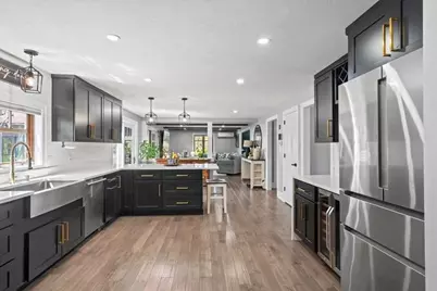 379 South Street, Auburn, MA 01501 - Photo 6