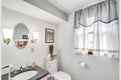 17 John St, Reading, MA 01867 - Photo 10