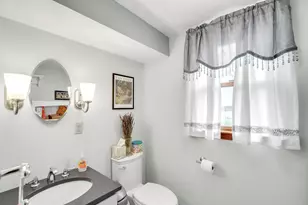 17 John St, Reading, MA 01867 - Photo 10