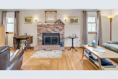 17 John St, Reading, MA 01867 - Photo 8