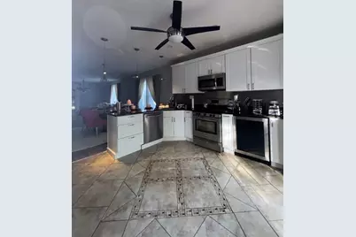 126 Haverhill St, Methuen, MA 01844 - Photo 4