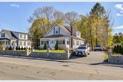 126 Haverhill St, Methuen, MA 01844 - Photo 2