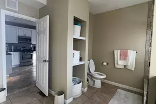 126 Haverhill St, Methuen, MA 01844 - Photo 10