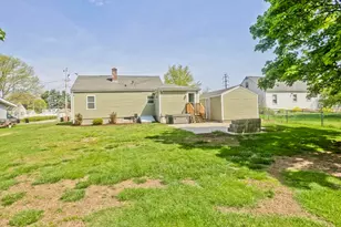 40 Susan Ave, South Hadley, MA 01075 - Photo 6