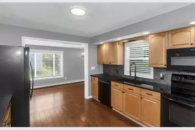 40 Susan Ave, South Hadley, MA 01075 - Photo 20