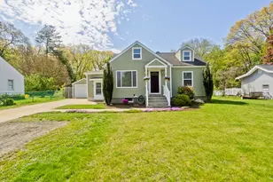 40 Susan Ave, South Hadley, MA 01075 - Photo 4