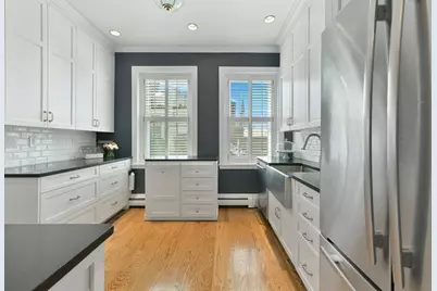 101 Mt Vernon St #3, Boston, MA 02108 - Photo 10