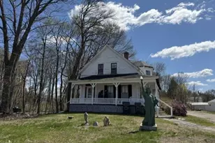 115 Pleasant St, Methuen, MA 01844 - Photo 2