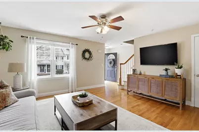 300 Justin Dr. #2, Weymouth, MA 02188 - Photo 4