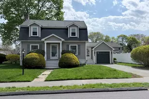 12 Puritan Rd, Danvers, MA 01923 - Photo 1