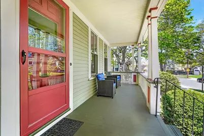 84 Lincoln St, Melrose, MA 02176 - Photo 2