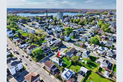 627 King St, Fall River, MA 02724 - Photo 8