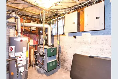 627 King St, Fall River, MA 02724 - Photo 30