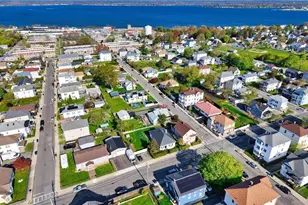 627 King St, Fall River, MA 02724 - Photo 6