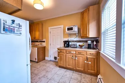 627 King St, Fall River, MA 02724 - Photo 26