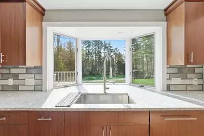 8 Hillside Rd, Southbridge, MA 01550 - Photo 8