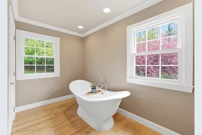 8 Hillside Rd, Southbridge, MA 01550 - Photo 18