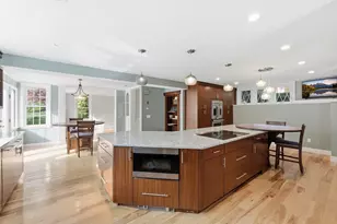 8 Hillside Rd, Southbridge, MA 01550 - Photo 6