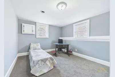 48 Irene St, New Bedford, MA 02745 - Photo 14