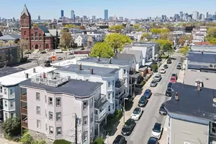 22 Buttonwood St, Boston, MA 02125 - Photo 14