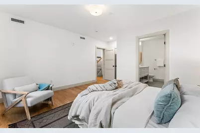 95 W Walnut Park #1, Boston, MA 02119 - Photo 14