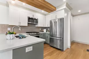 95 W Walnut Park, Boston, MA 02119 - Photo 8